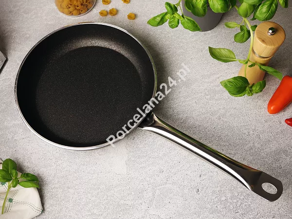 Patelnia 24 cm PINTINOX - ST°1 23.ST1.2524 Patelnia 24 cm PINTINOX - ST°1 23.ST1.2524