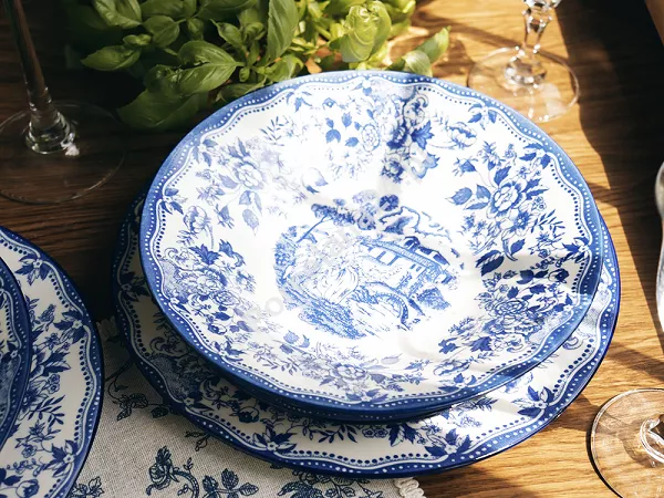 Komplet talerzy na 6 osób (18 el) Arca Italy - Old London Blue Komplet talerzy na 6 osób (18 el) Arca Italy - Old London Blue